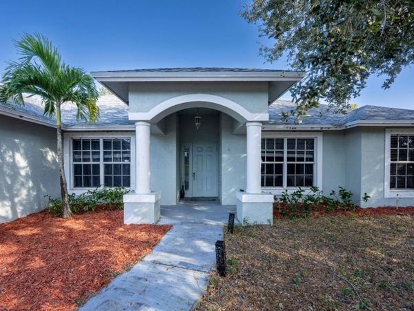 4501 SW Athena Drive, Port St. Lucie, FL 34953