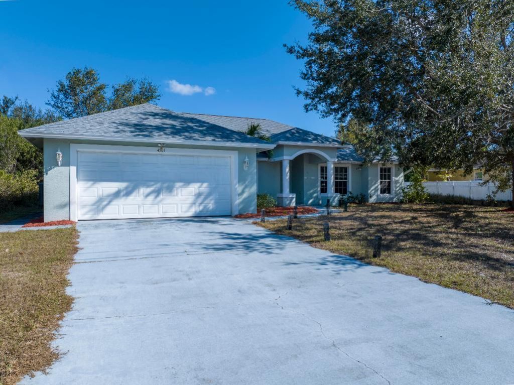 4501 SW Athena Drive, Port Saint Lucie, FL 34953 Photo