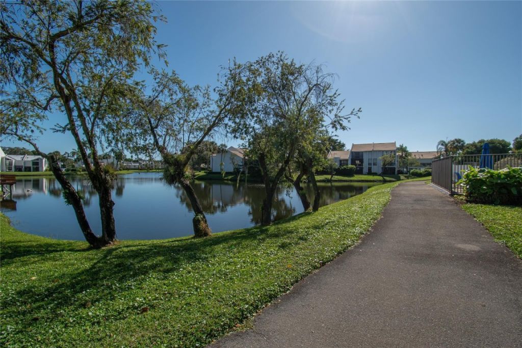 1612 Bridgewood Drive, Unit 1612, Boca Raton, FL 33434 Photo