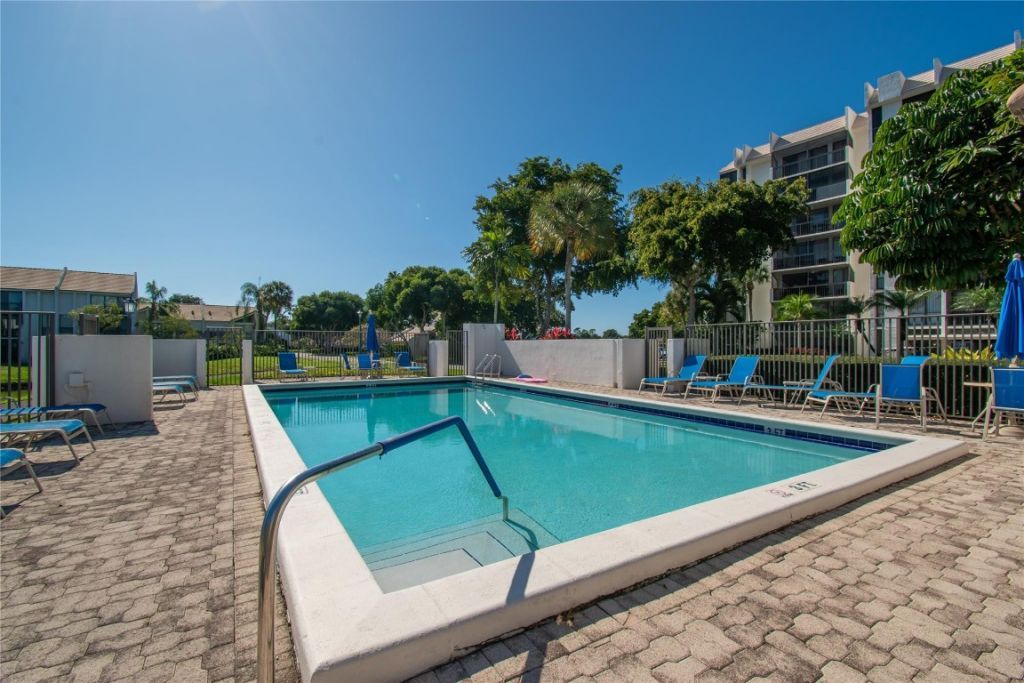 1612 Bridgewood Drive, Unit 1612, Boca Raton, FL 33434 Photo