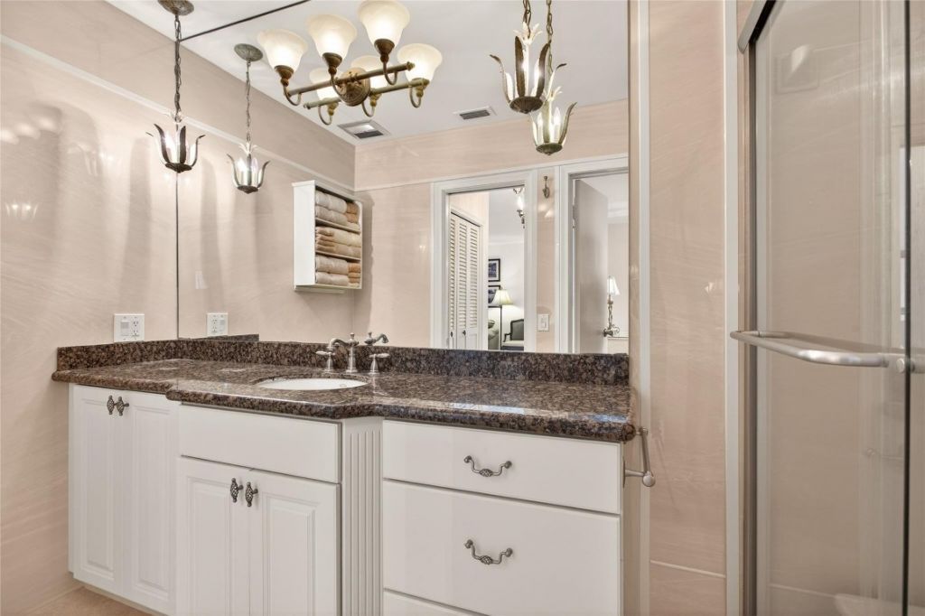 1001 N Riverside Dr, Unit 305, Pompano Beach, FL 33062 Photo