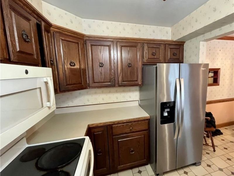 970 N Ward Avenue, Girard, OH 44420 Photo 5