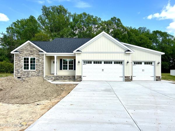 104 Lucky Lane, Pikeville, NC 27863