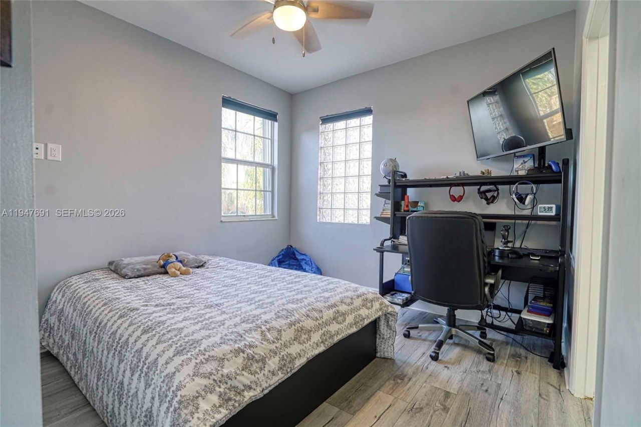 1261 Presidio Dr, Unit 5-42, Weston, FL 33327 Photo