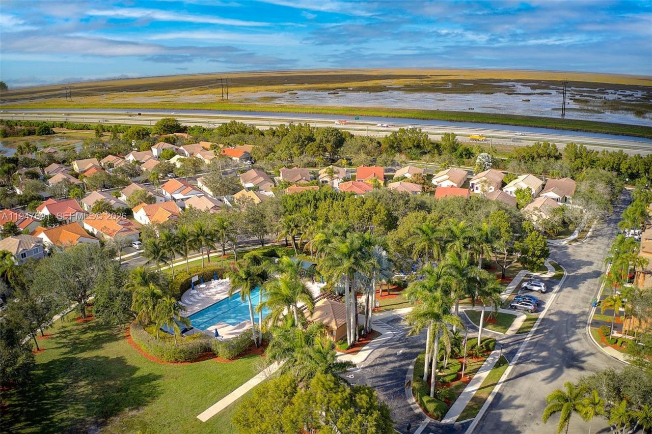 1261 Presidio Dr, Unit 5-42, Weston, FL 33327 Photo