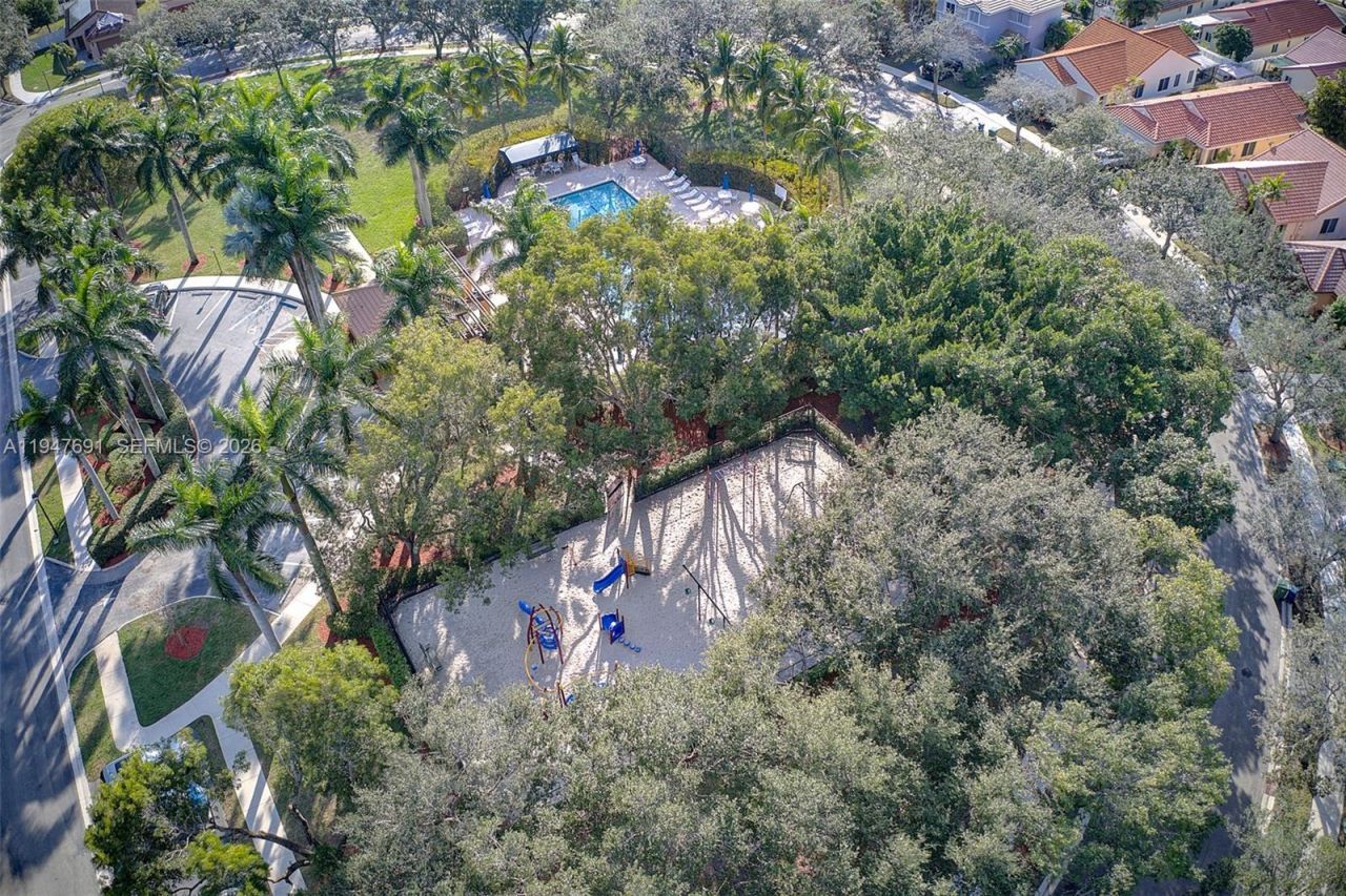 1261 Presidio Dr, Unit 5-42, Weston, FL 33327 Photo