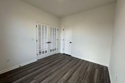 884 Birch Garden Dr. photo 4