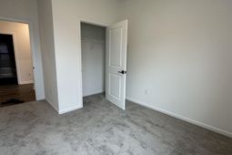 884 Birch Garden Dr. photo 4