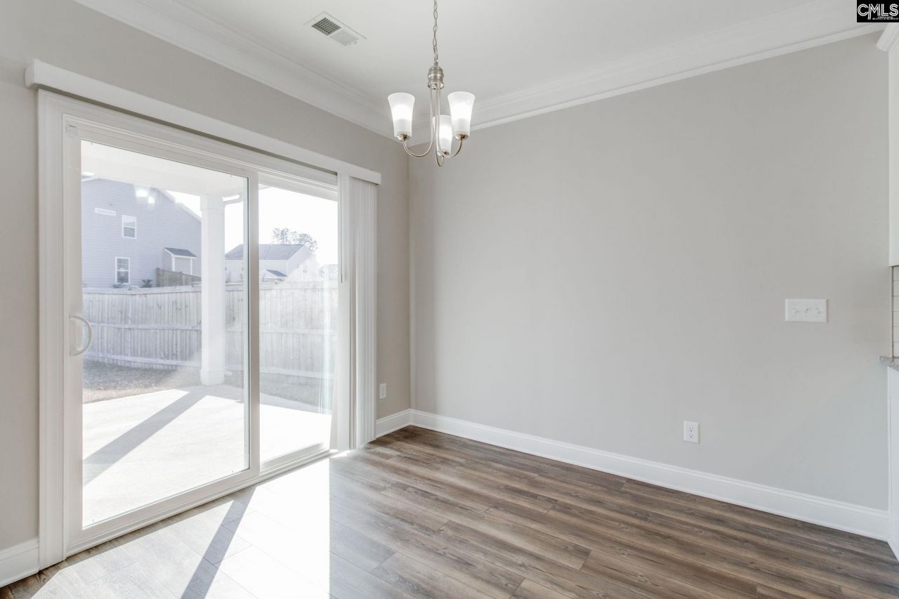 327 Autumn Pond Drive Photo 18