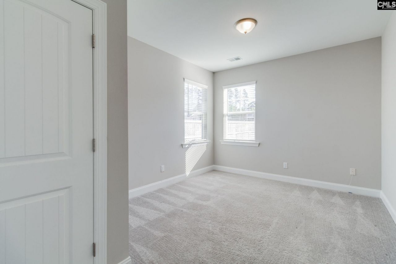 327 Autumn Pond Drive Photo 19