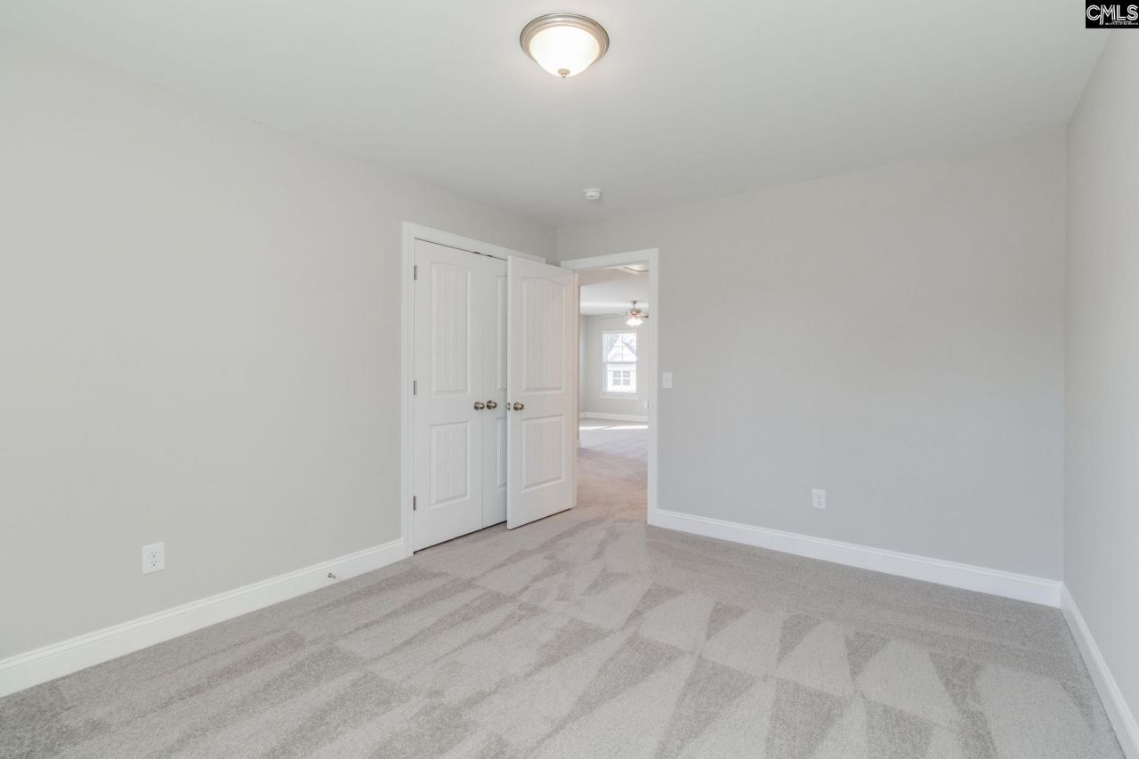 327 Autumn Pond Drive Photo 34