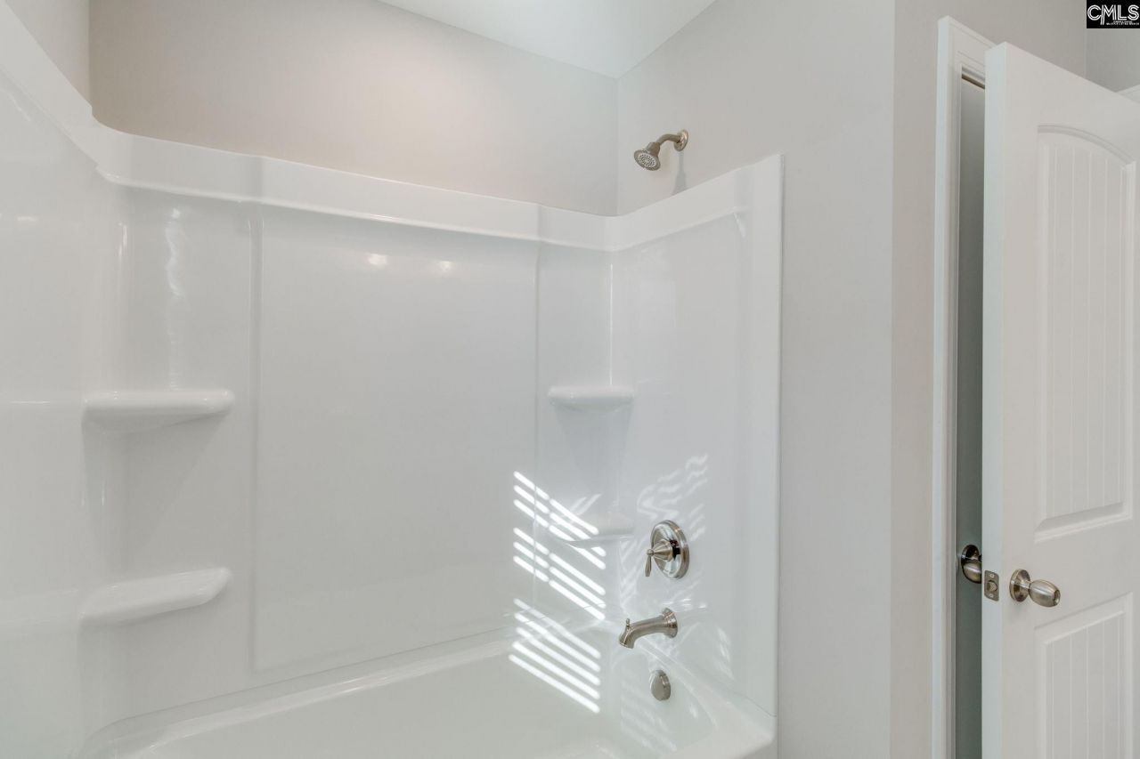 327 Autumn Pond Drive Photo 38