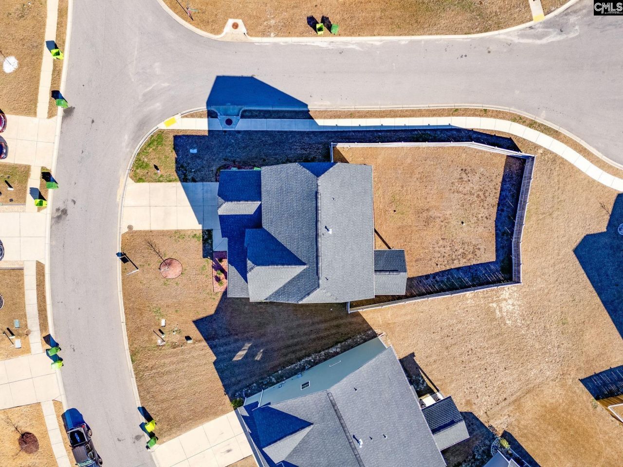 327 Autumn Pond Drive Photo 47