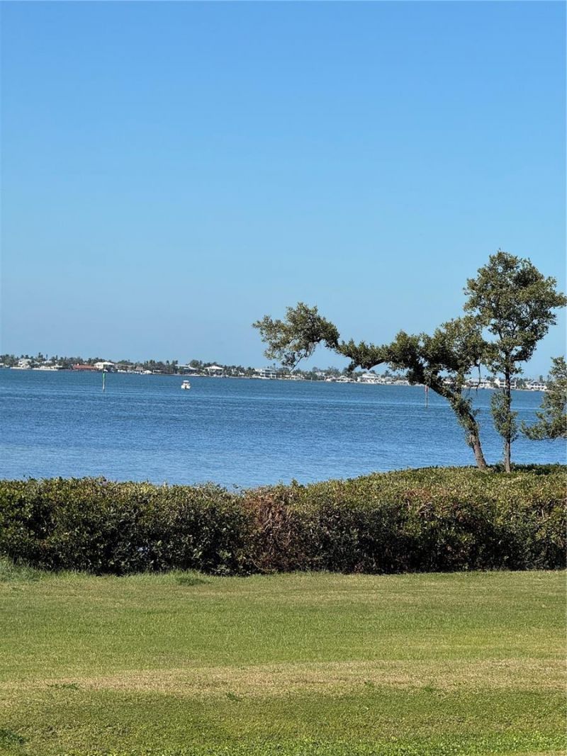 310 Compass Point Drive, Unit 101, Bradenton, FL 34209 Photo