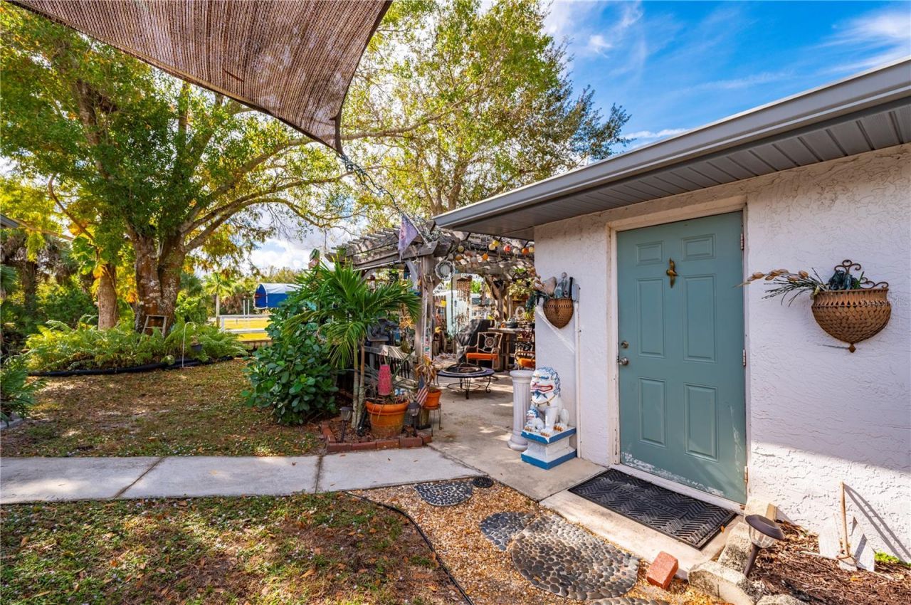 28427 Sabal Palm Drive, Punta Gorda, FL 33982 Photo