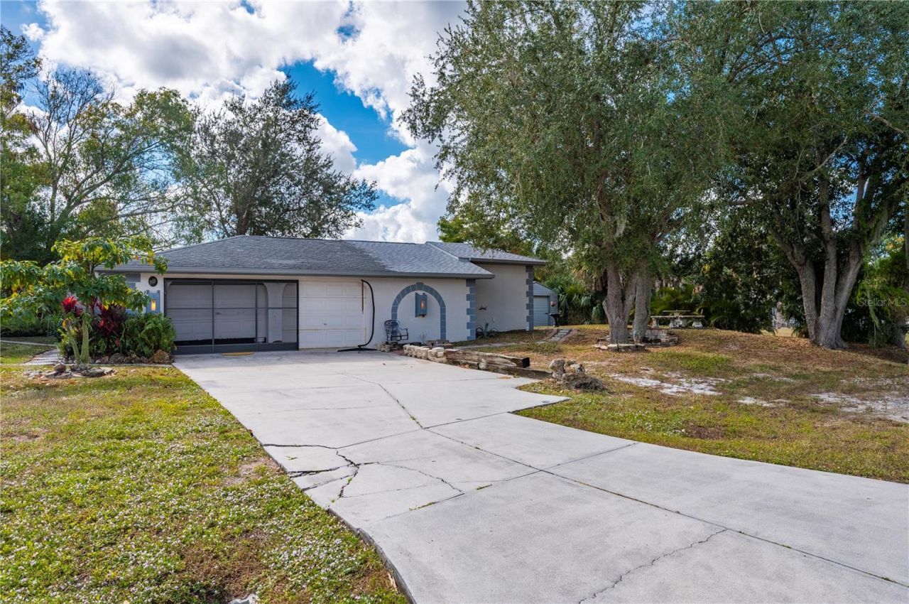 28427 Sabal Palm Drive, Punta Gorda, FL 33982 Photo