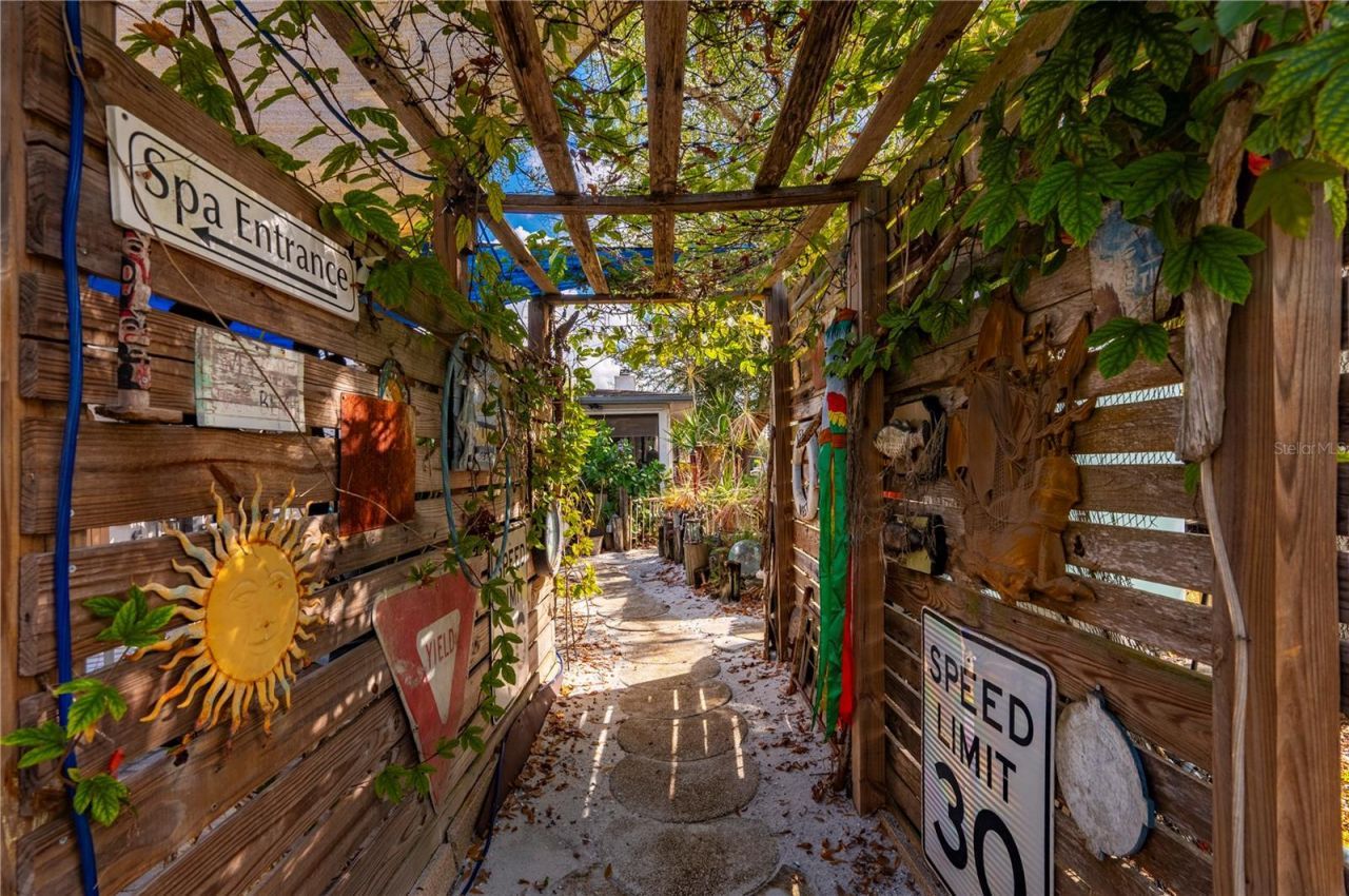 28427 Sabal Palm Drive, Punta Gorda, FL 33982 Photo