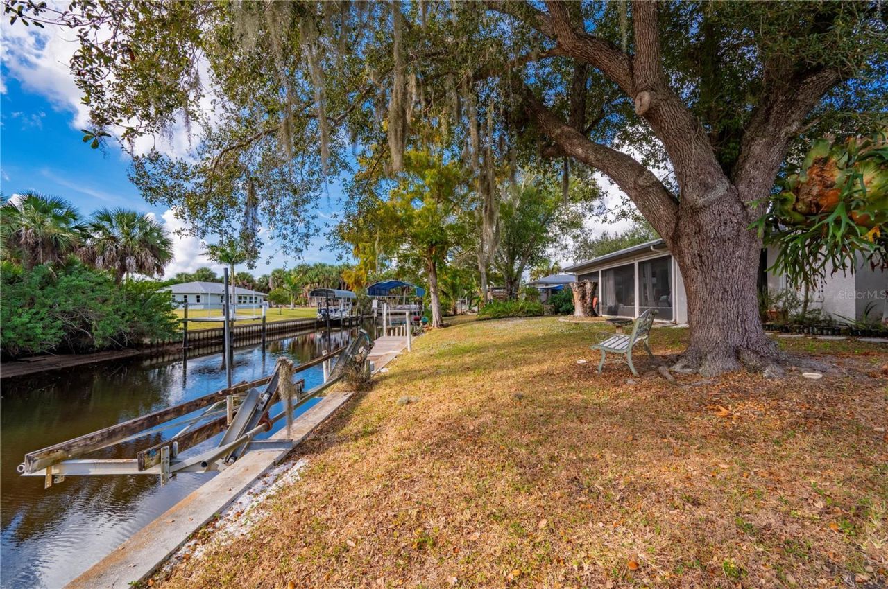 28427 Sabal Palm Drive, Punta Gorda, FL 33982 Photo