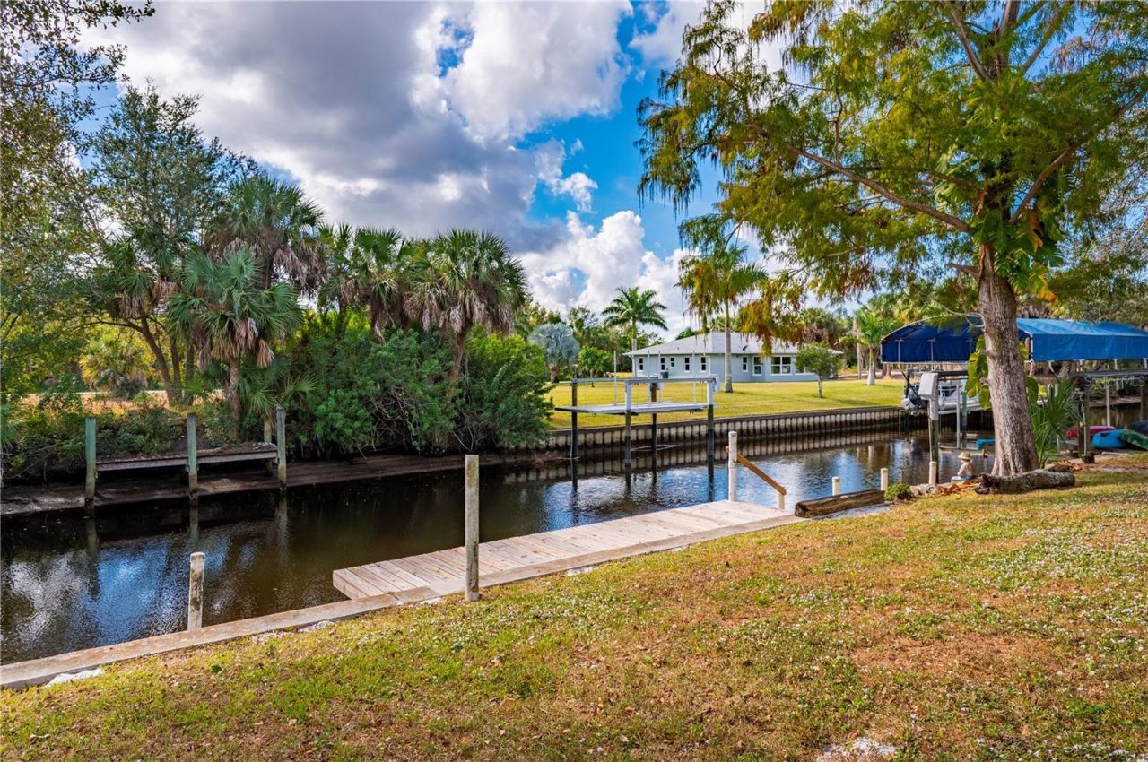 28427 Sabal Palm Drive, Punta Gorda, FL 33982 Photo