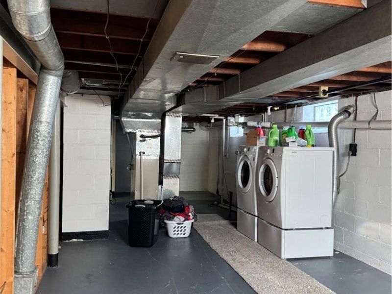 9929 E River Road, Elyria, OH 44035 Photo 7