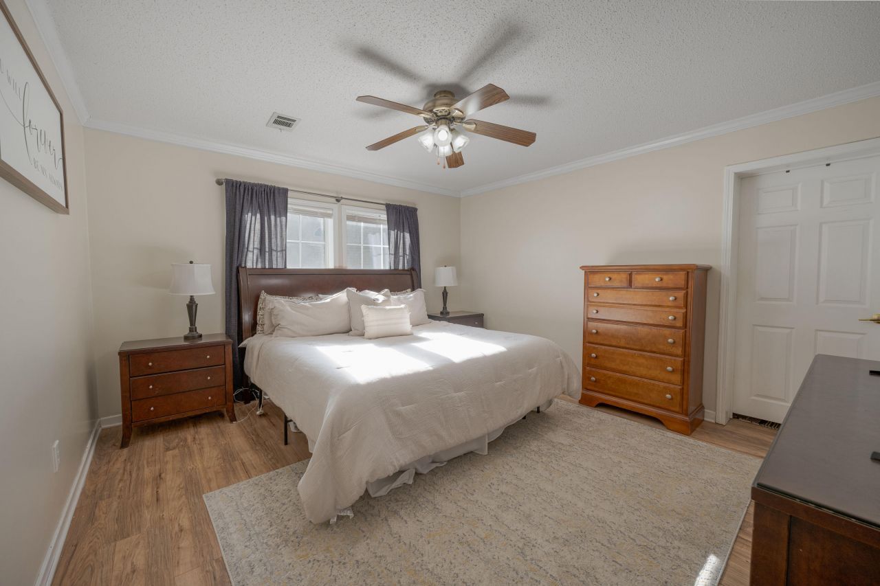 98 Swanson Drive Photo 12