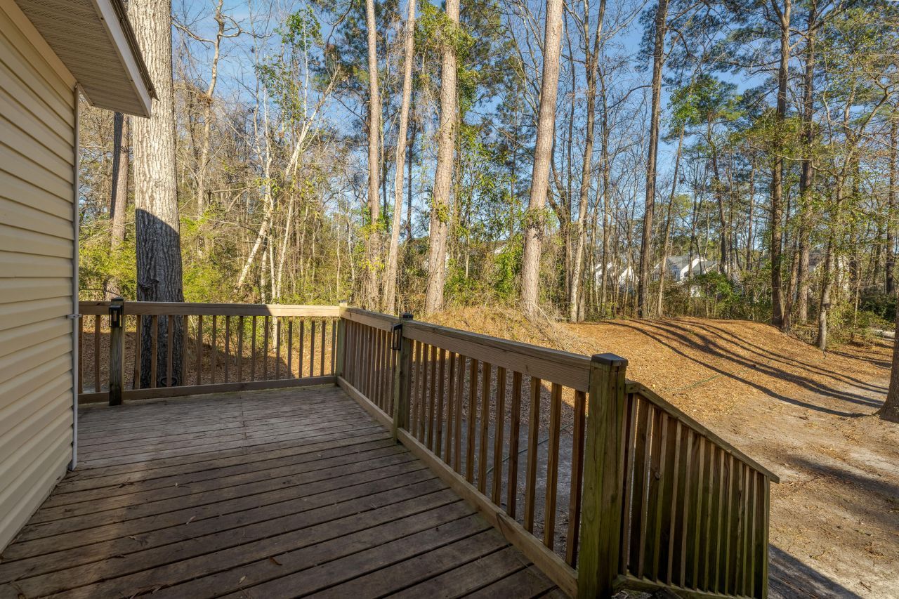 98 Swanson Drive Photo 24