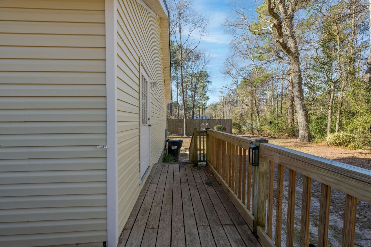 98 Swanson Drive Photo 27