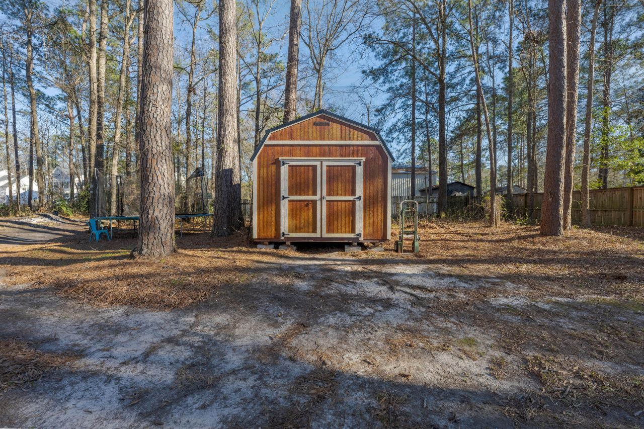 98 Swanson Drive Photo 28