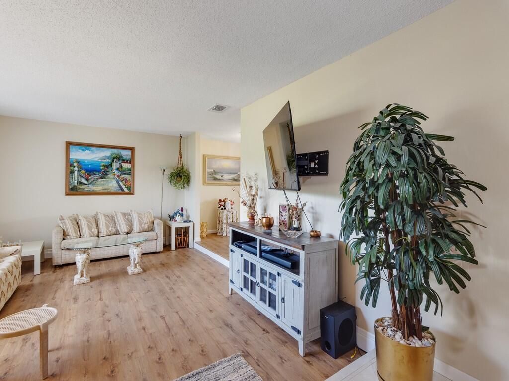 2543 SE Price Court, Port Saint Lucie, FL 34953 Photo