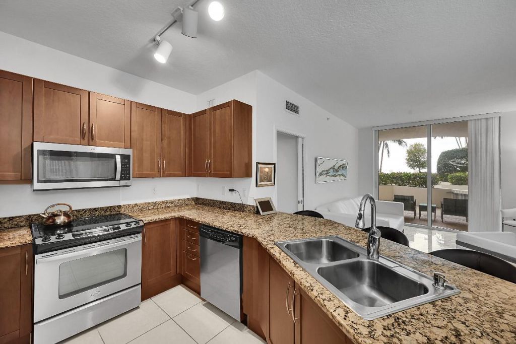350 N Federal Highway, Unit 508, Boynton Beach, FL 33435 Photo