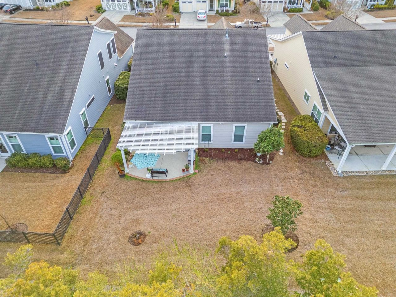 1979 Suncrest Dr. Photo 28