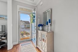 1979 Suncrest Dr. photo 4