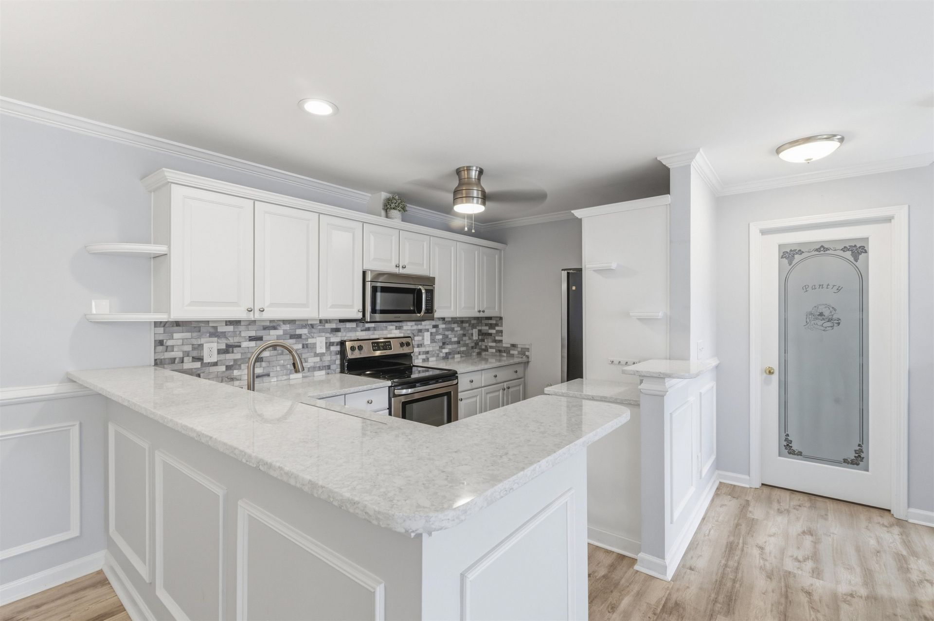 4665 Fringetree Dr. Photo 10