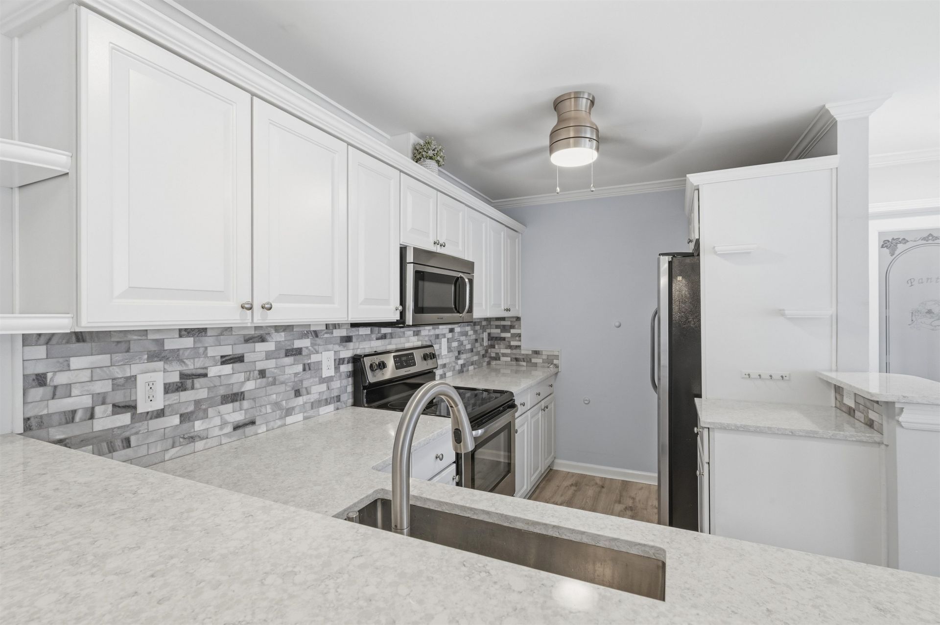 4665 Fringetree Dr. Photo 13