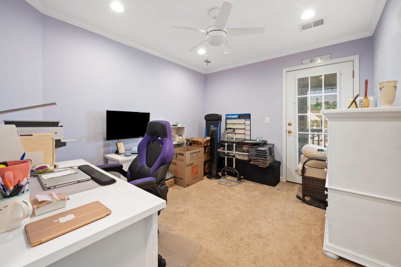 4665 Fringetree Dr. Photo 18