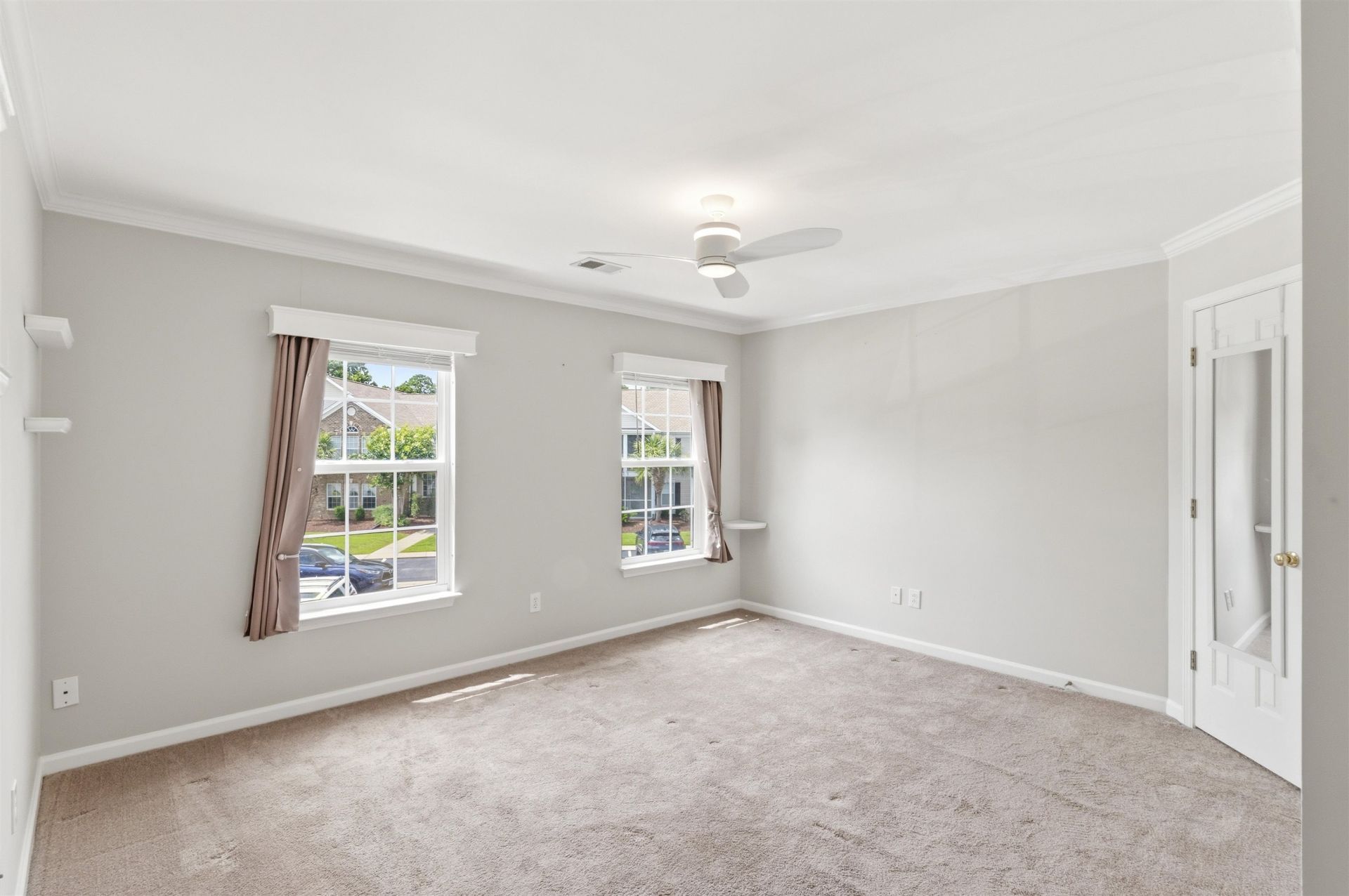 4665 Fringetree Dr. Photo 19