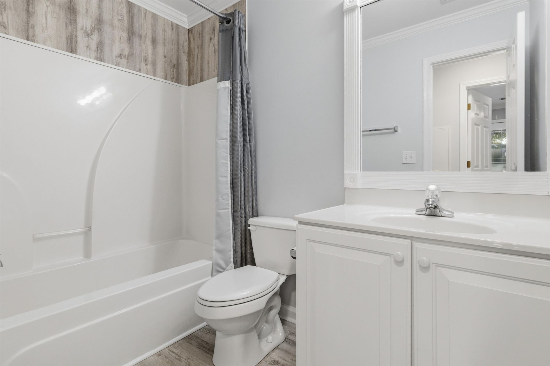 4665 Fringetree Dr. Photo 31