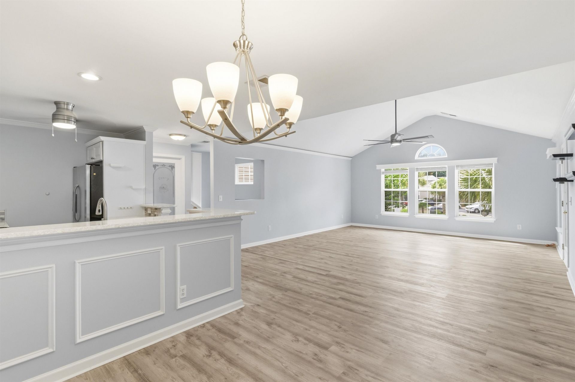 4665 Fringetree Dr. Photo 7