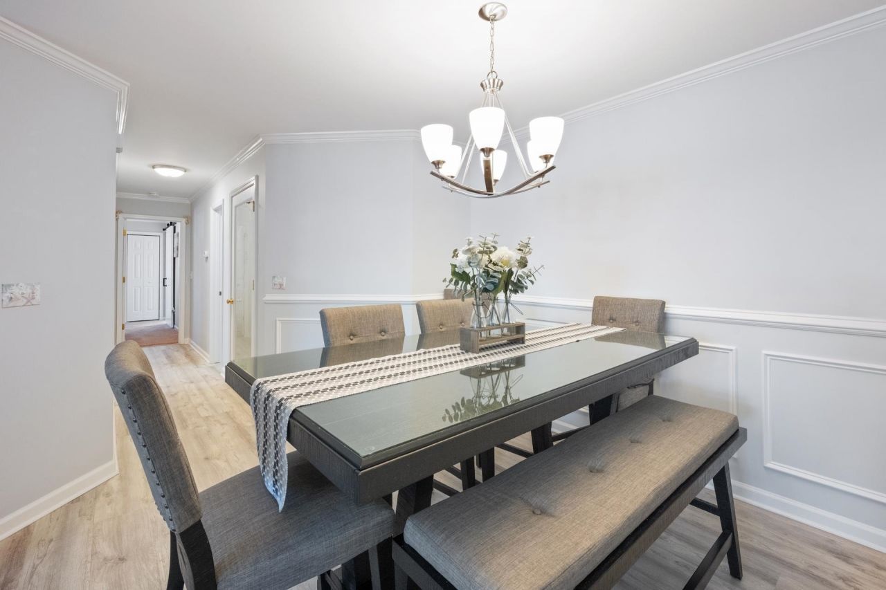 4665 Fringetree Dr. Photo 9