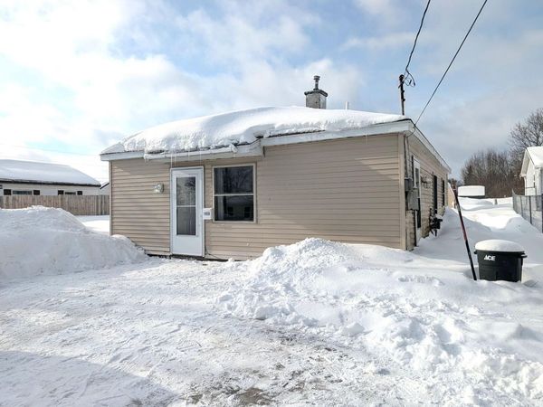 1908 Davitt ST, Sault Ste Marie, MI 49783