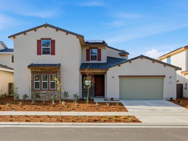 3085 Hinsdale Dr, Folsom, CA 95630