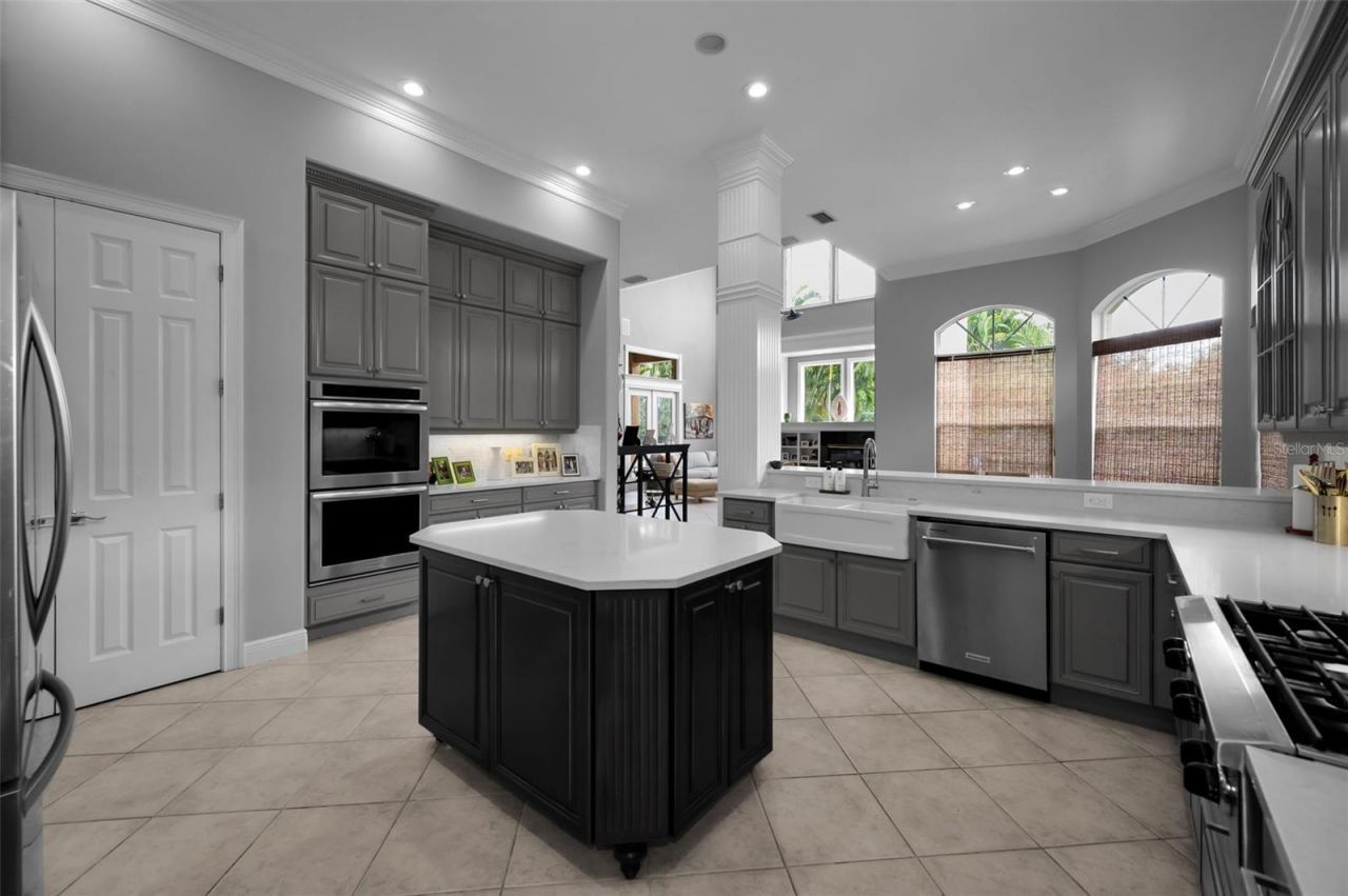 8871 Silverthorn Road, Seminole, FL 33777 Photo