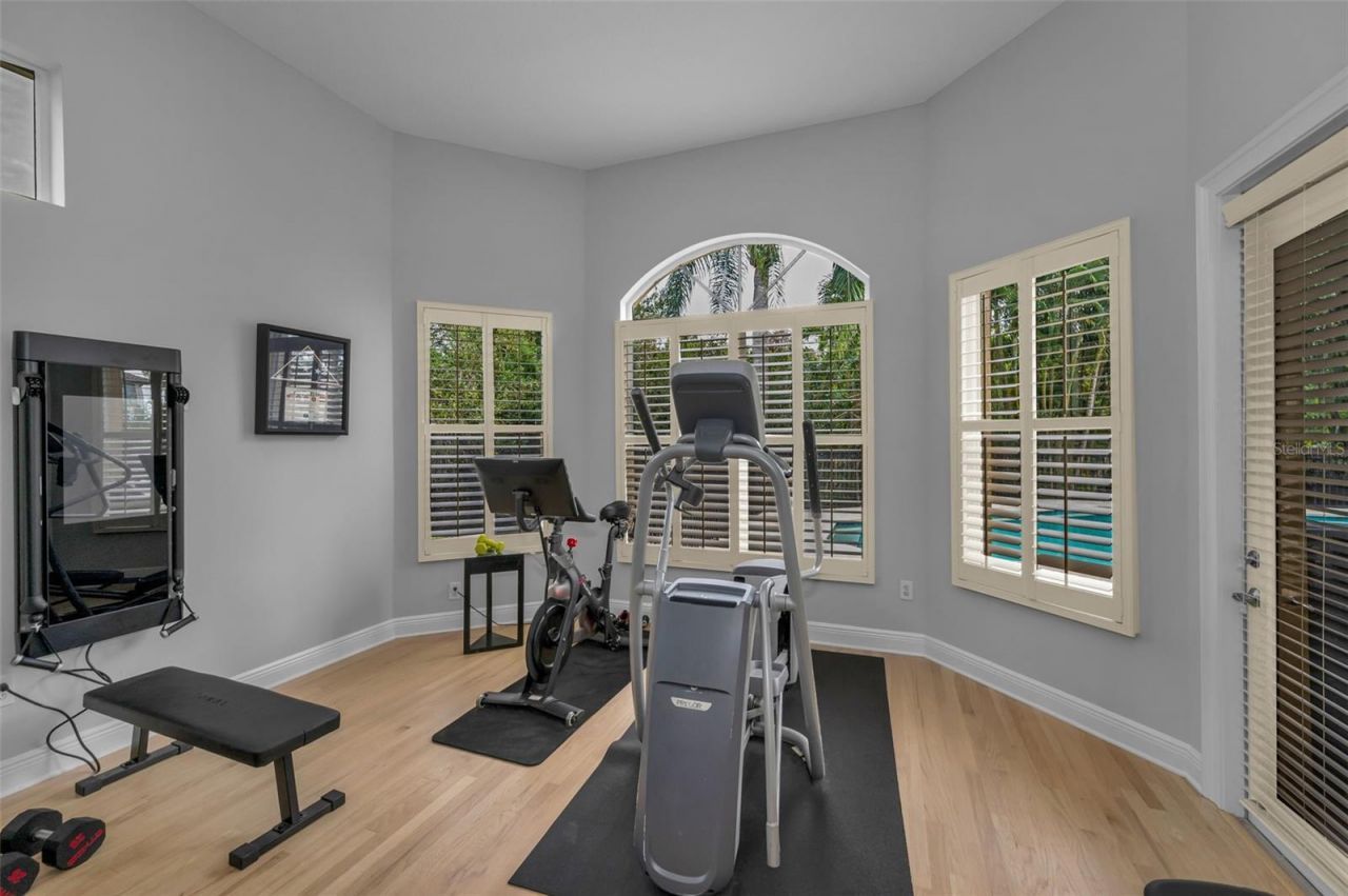 8871 Silverthorn Road, Seminole, FL 33777 Photo