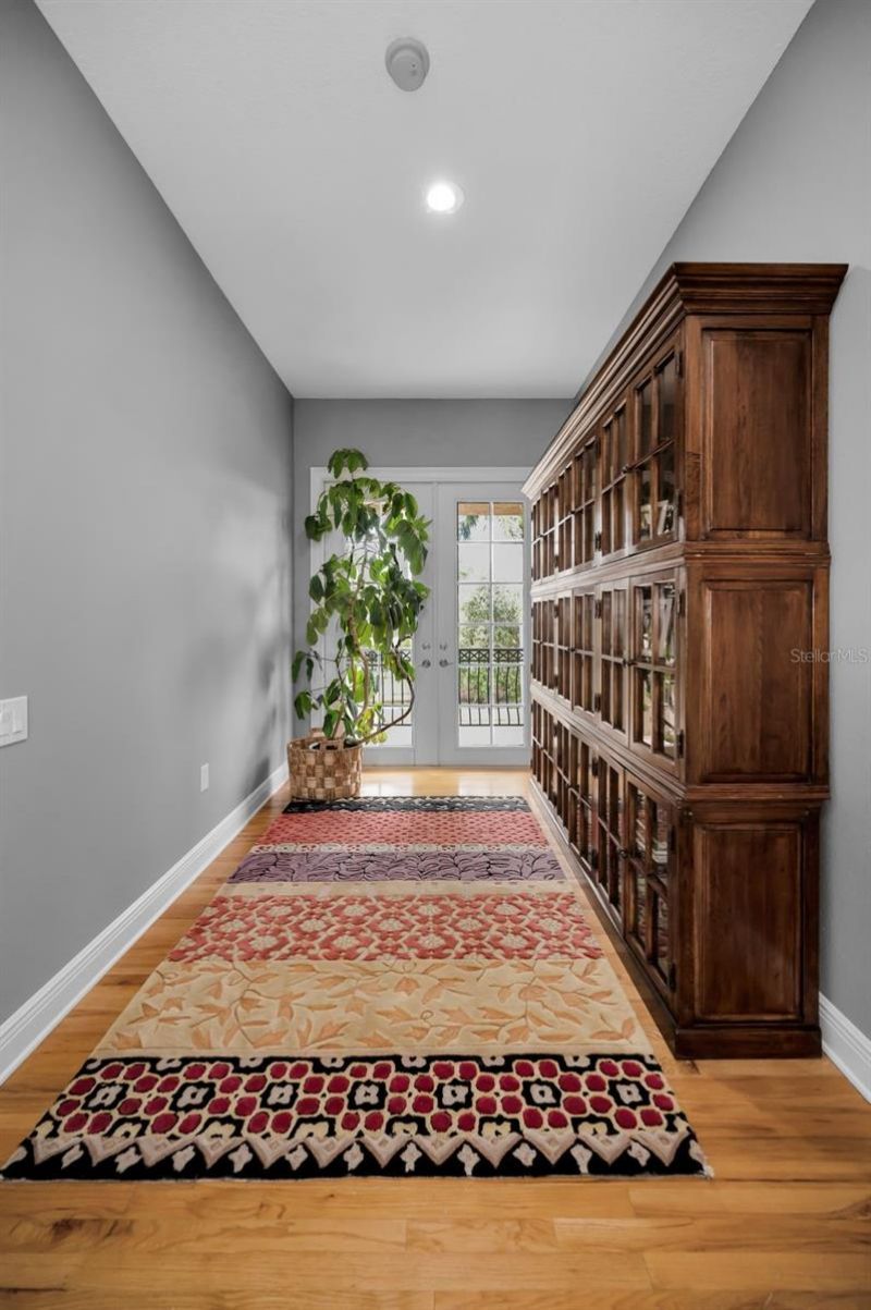 8871 Silverthorn Road, Seminole, FL 33777 Photo