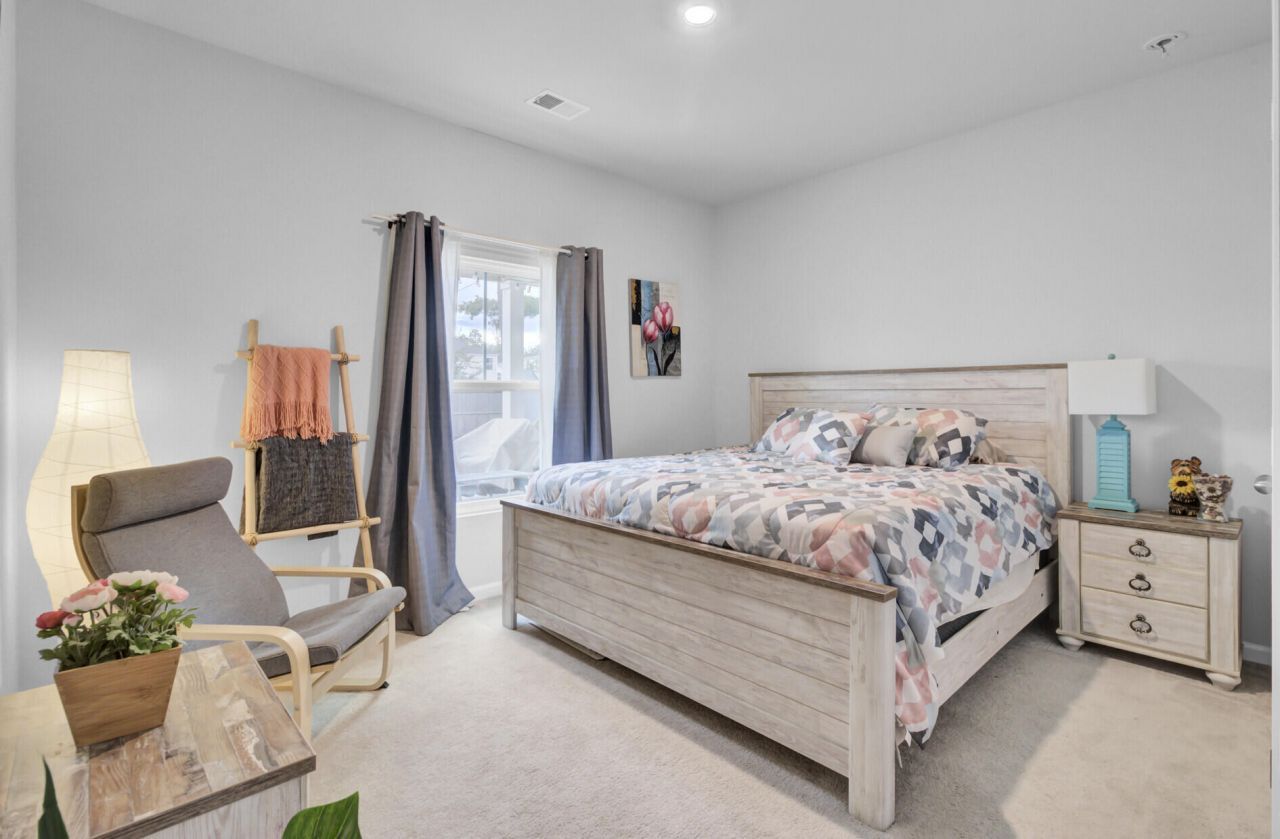 448 Minim Street Photo 16