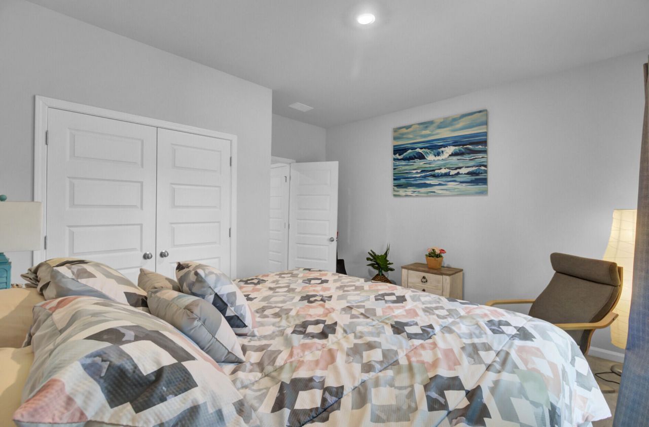 448 Minim Street Photo 17