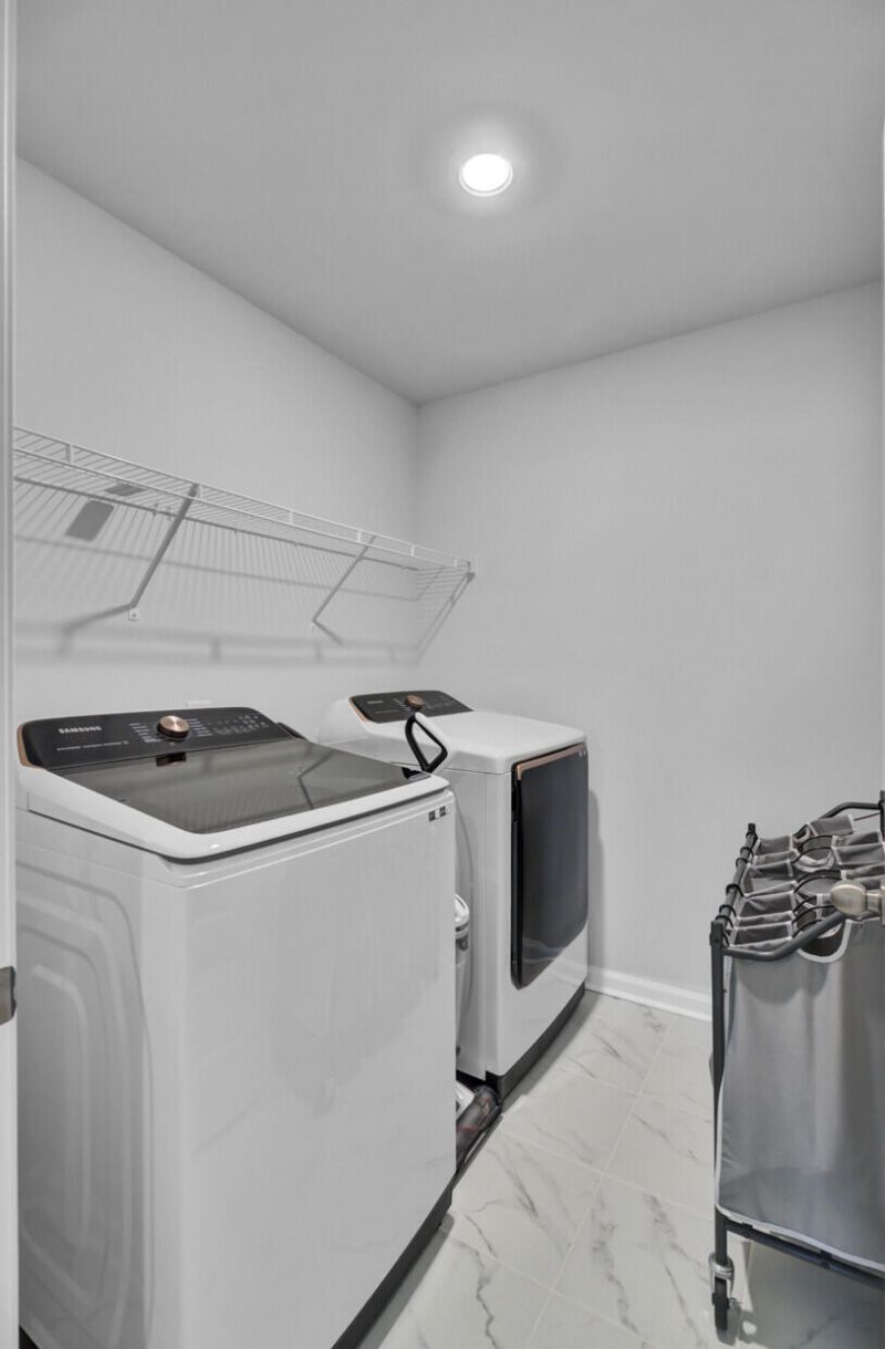 448 Minim Street Photo 25