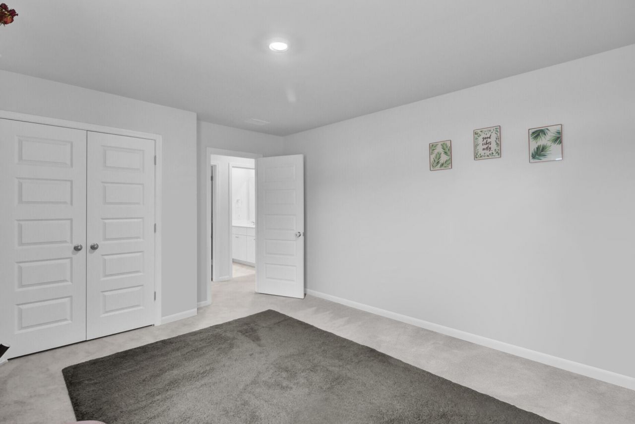 448 Minim Street Photo 32