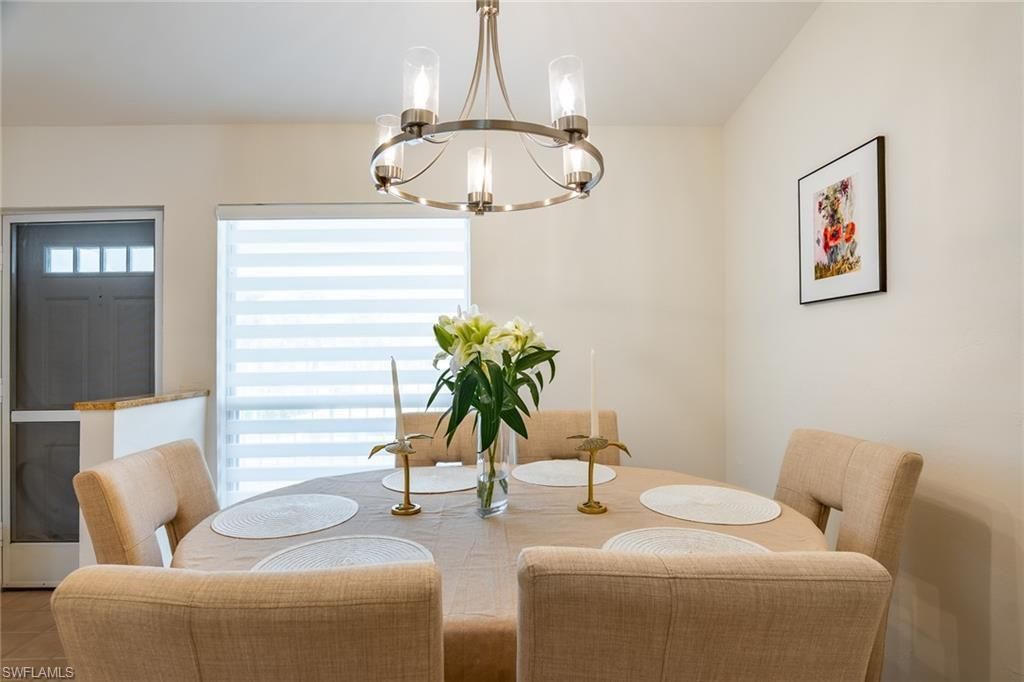815 Gulf Pavilion Dr, Unit 203, Naples, FL 34108 Photo