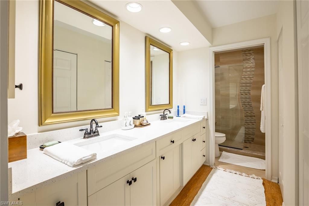 815 Gulf Pavilion Dr, Unit 203, Naples, FL 34108 Photo
